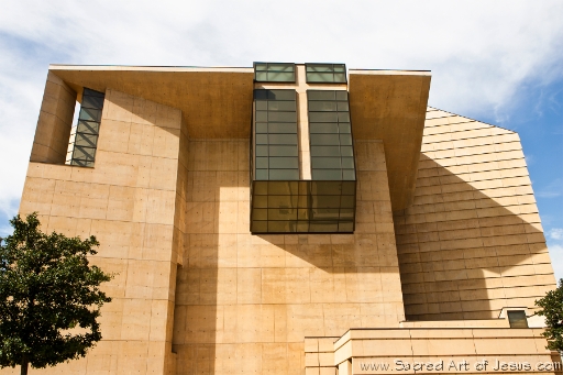 Our Lady of the Angels, 2010 O5H0245.jpg